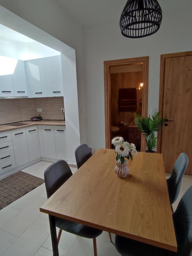 Apartmán Kalokairini Avra *